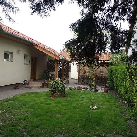 Holiday Home In Siofok - Balaton 42696 外观 照片